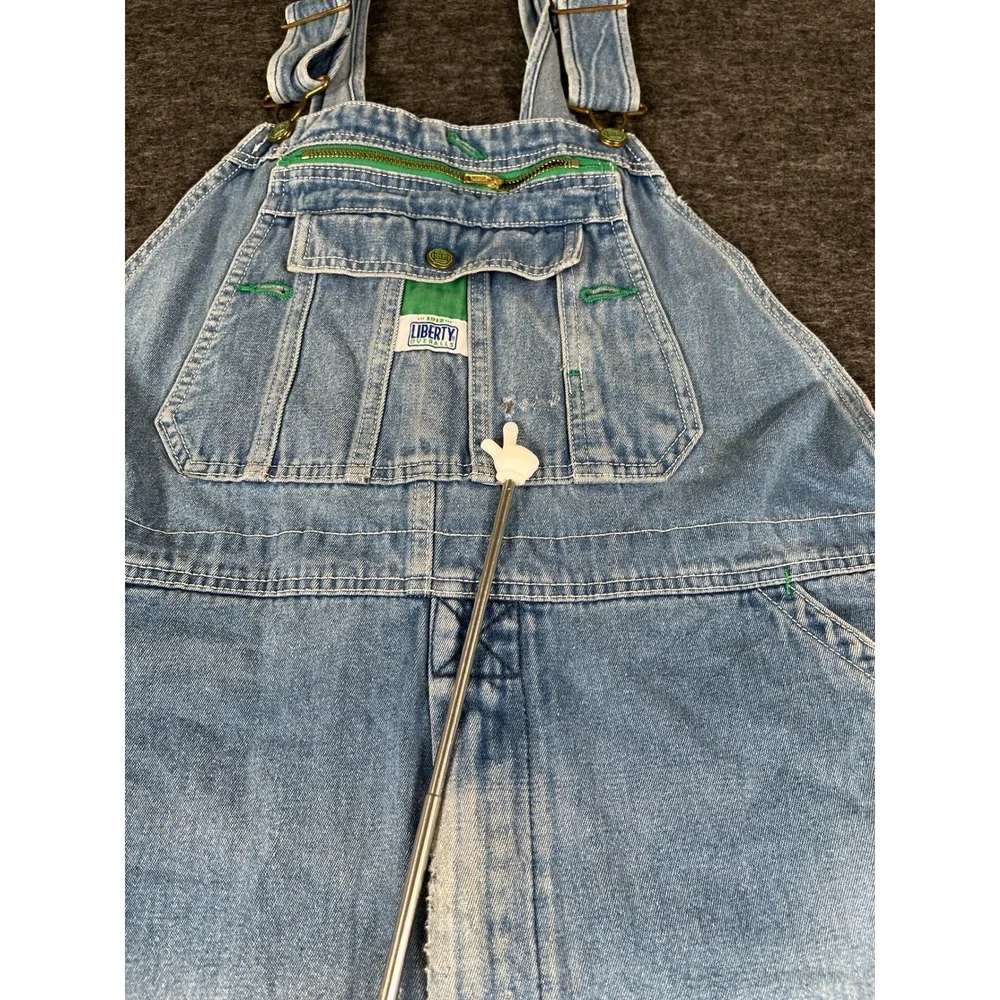 liberty carpenter bib